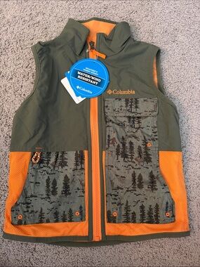 Columbia Olive Green and Orange Kids' Outdoor Vest with Tree Print Pockets